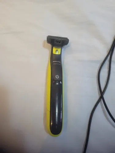 Maquina de barbear philips-oneblande