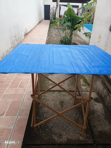 Mesa expositora portátil 