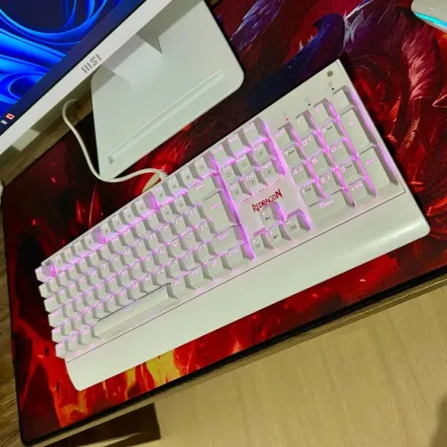 TECLADO MECÂNICO GAMER REDRAGON KALA K557W - RGB | Switch Outemu MK2 Red | ABNT2 | Branco