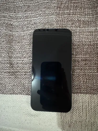 iPhone 16e