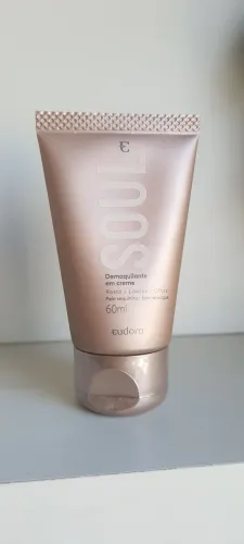 Demaquilante em creme Eudora SOUL