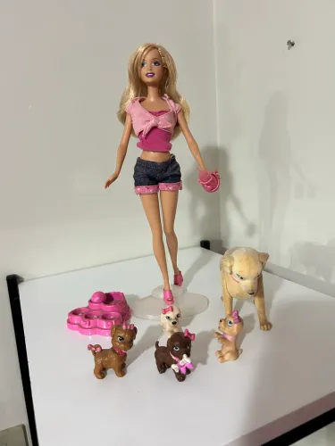 Barbie Cuidadora de Cachorrinhos