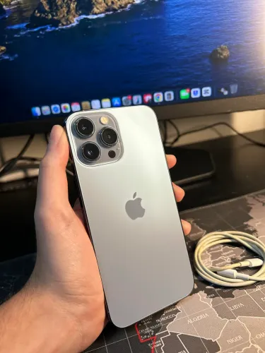 IPhone 13 Pro Max 128GB - Impecável