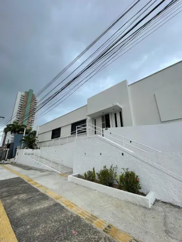 Excelente Prédio Comercial em Lagoa Nova - Av Jaguarari 