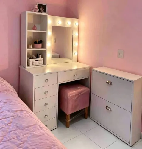 Camarim Isabela com banqueta e sapateira de brinde