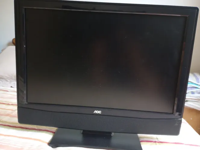 TV Monitor AOC 20 polegadas 