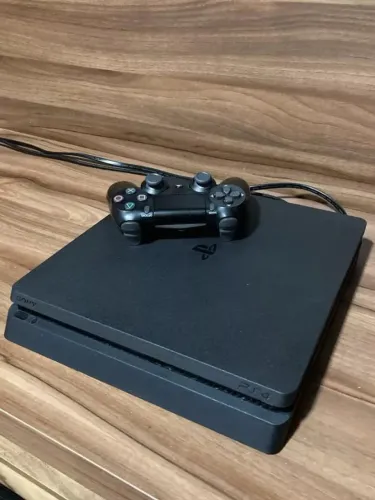 Ps4 slim 500 GB seminovo