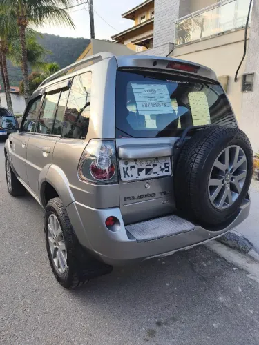 Mitsubishi Pajero TR4 2.0 Flex 16V 4X2 Aut. 2013