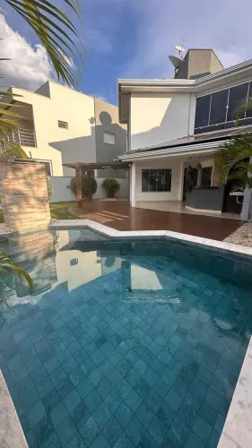 Sobrado com 4 quartos no Condominio Belvedere 1