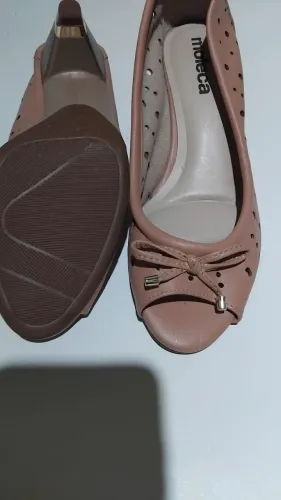 Sandália semi novas ,pouco usadas tamanhos 35 e 36.