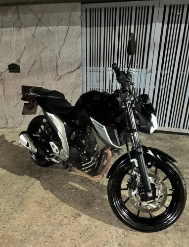 Yamaha Fazer 250 à venda
