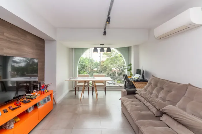 Apartamento para venda em Vila Romana com 2 quartos, 70m²