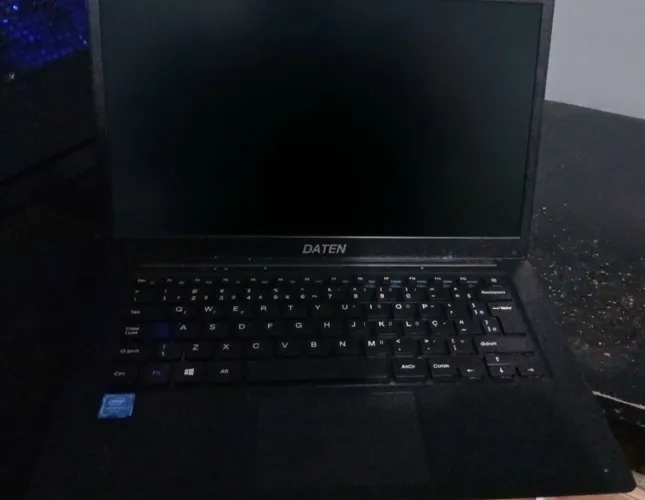 Notebook Daten Intel C/ Defeito.