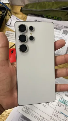 Samsung Galaxy S25 ULTRA