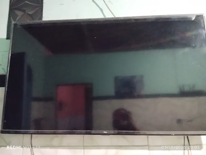 Tv para retirada de peças