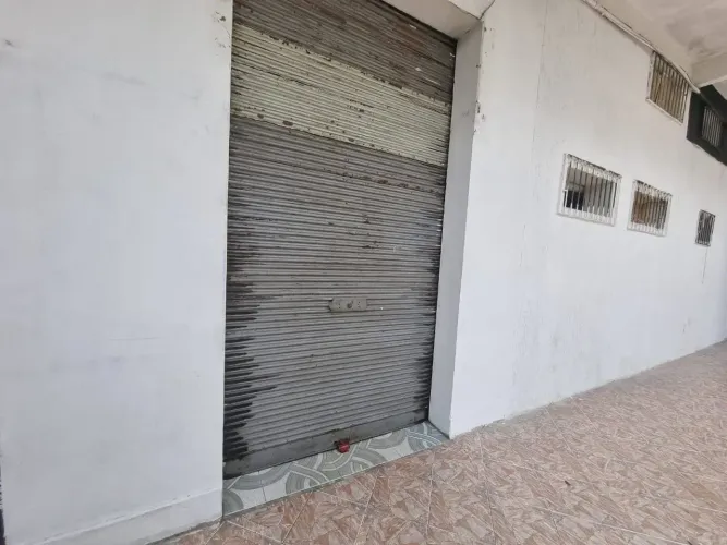 Imóvel para aluguel com 15 metros quadrados em Mutuá - São Gonçalo - RJ