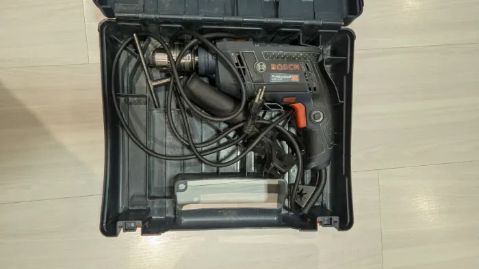 Furadeira de impacto bosch 220V