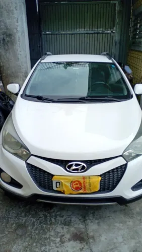 Hyundai HB20X Premium 1.6 Flex 16V Aut. 2014
