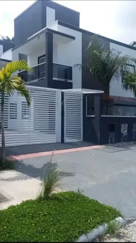 Imóvel para venda com 106 metros quadrados com 2 quartos em Canasvieiras - Florianópolis -