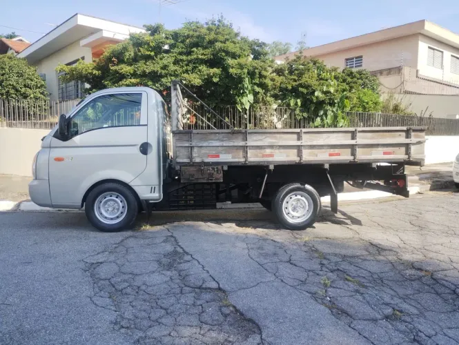 Hyundai HR 2.5 TCI Diesel (rs/rd) 2012