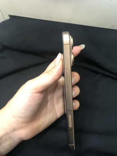 Vendo IPhone 16 pro max