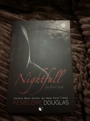 Nightfall - Devils Night Livro