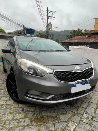 Kia Motors Cerato 1.6 16V Flex Aut. 2014