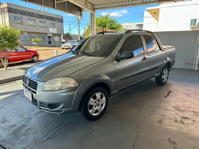 Fiat Strada Working 1.4 MPI Fire Flex 8V CD 2013