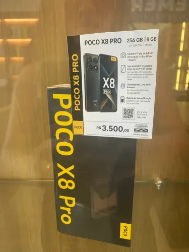 Vendo poco x8 pro lacrado