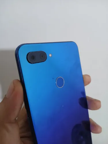 Xiaomi Mi 8 Lite