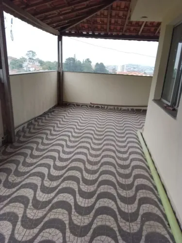 Apartamento Duplex com 2 Dormitórios, 1 Vaga e com 90M² em Vila Romanópolis á venda por R$