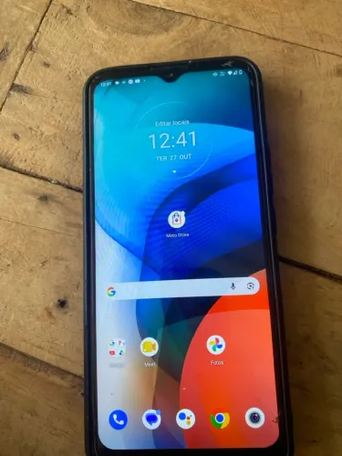 Motorola E7