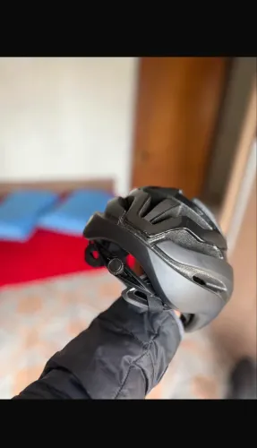 Capacete GIRO CIELO MIPS - 310g TAM M/G regulável