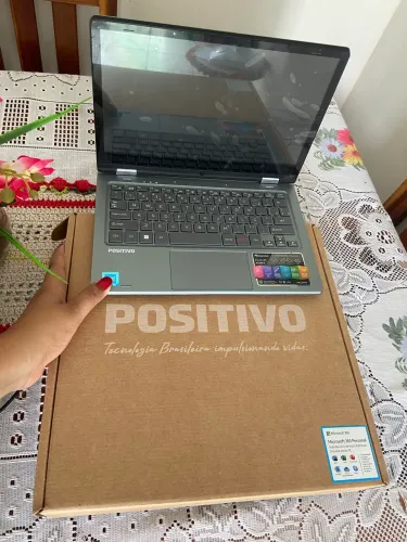 Notebook Positivo Duo Touch 2 em 1 | Notebook + Tablet