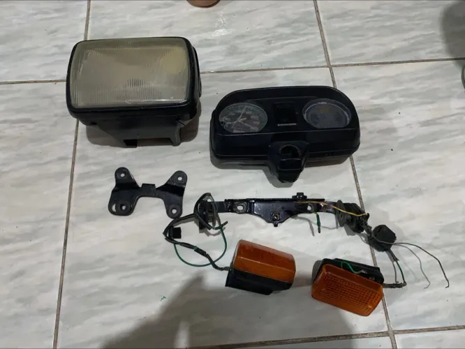 Frente da cg 99 completa