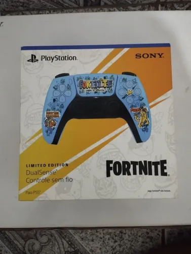 Controle de PlayStation 5 Edição Fortnite (LACRADO)