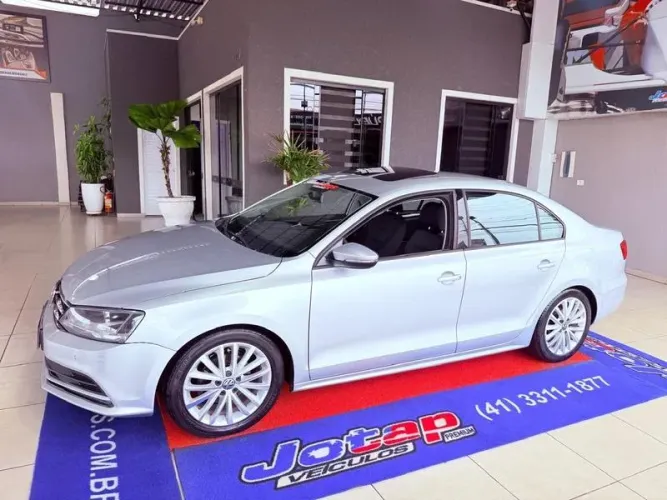 Volkswagen Jetta Comfortline 2.0 T.flex 8V 4P Tipt. 2015