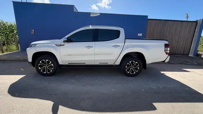 Mitsubishi L200 Triton Sport HPE-S 2.4 CD Dies. AUT 2023
