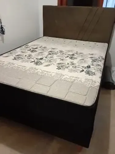 Cama