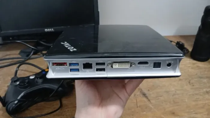 Mini PC Zotac com linux Batocera