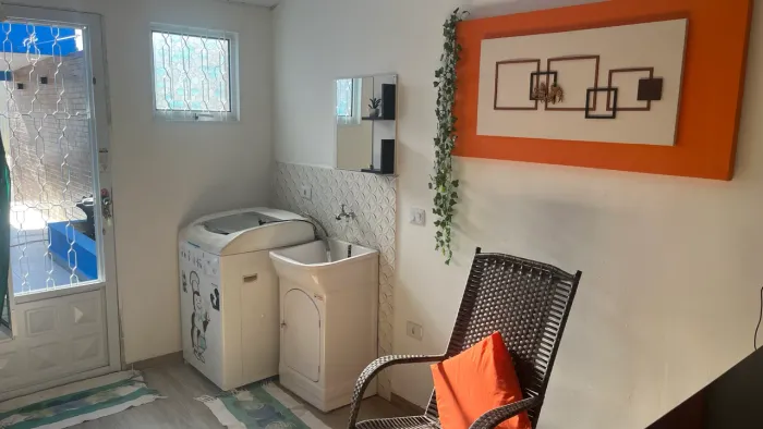 Casa em condomínio - mobiliada 