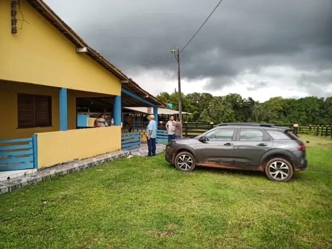 Fazenda com 733 hectares para pecuária