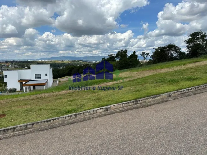 Terreno em Condomínio de Alto Padrão na Fazenda Serra Azul II- 800m² em Itupeva-SP