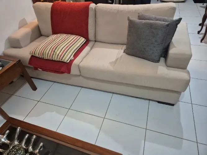 Móveis de design moderno e minimalista por ótimos valores