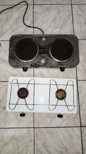 VENDO FOGÕES 2 BOCAS