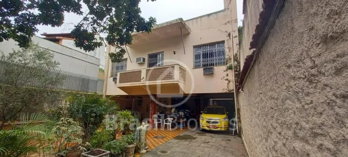 Casa à venda com 404,00m² e 5 quartos em Santa Teresa, Rio de Janeiro - rj