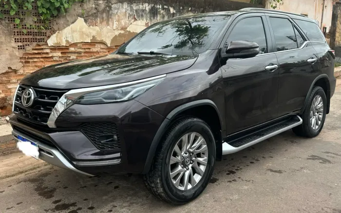 Toyota Hilux SW4 SRX 4X4 2.8 TDI 16V Dies. Aut. 2021