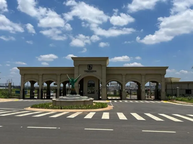 Terreno à venda, 212 m² por R$ 335.000,00 - Terrassos Residencial - Paulínia/SP