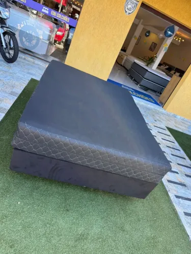 Colchão de Casal seminovo com base box.entrego!