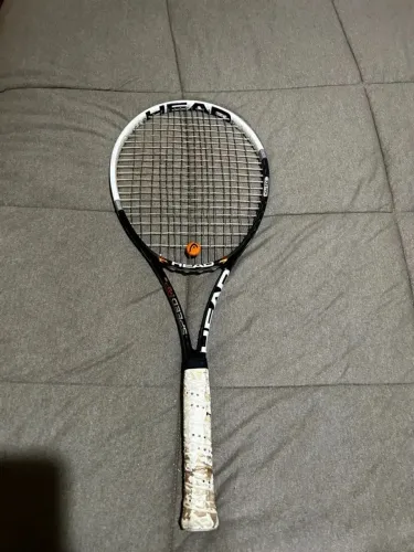 Raquete de Tênis Head Speed MP - utilizada pelo Novak Djokovic.